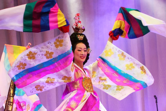 festival, kore festivalleri, seollal, chuseok, bokbunja, kiraz çiçeği festivali, boryeong çamur festivali, lotus fener festivali, kore kültürü, güney kore tatil