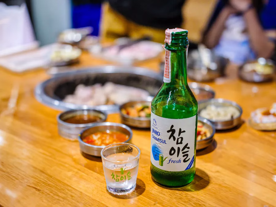 Kore İçecek Kültürü: Soju, Makgeolli ve Geleneksel Tatlar 3 Soju