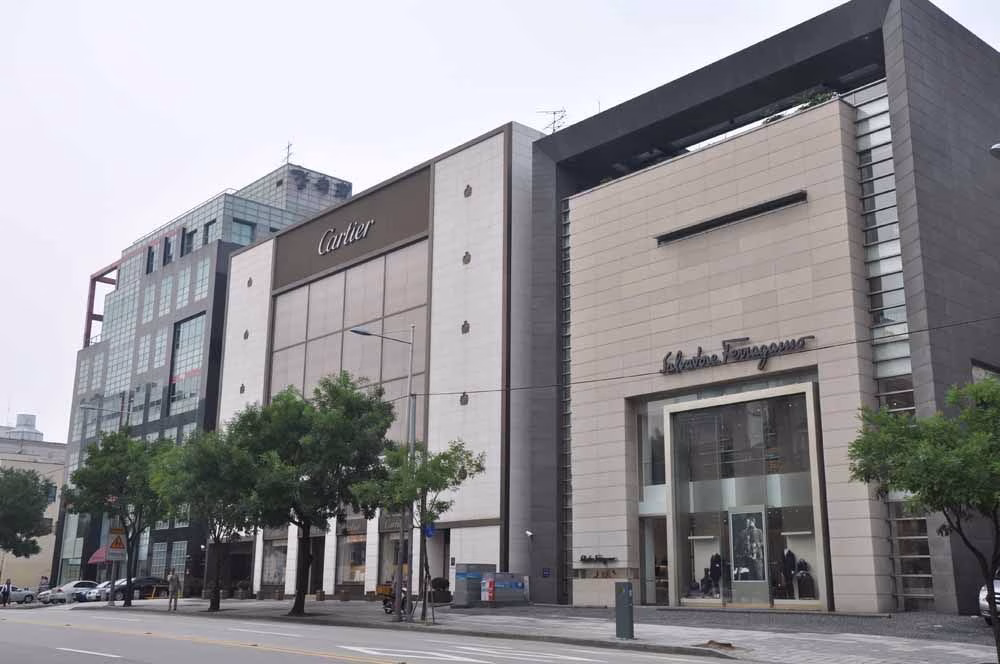 Gangnam Seyahat Rehberi: K-Pop, Estetik, Alışveriş ve Daha Fazlası 1 Alışverişin VIP Hali